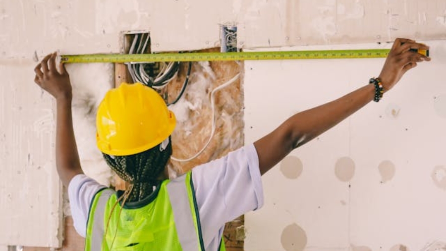 Highest+paying+NGOs+in+Kenya+2025–Professionals+collaborating+in+Nairobi+office